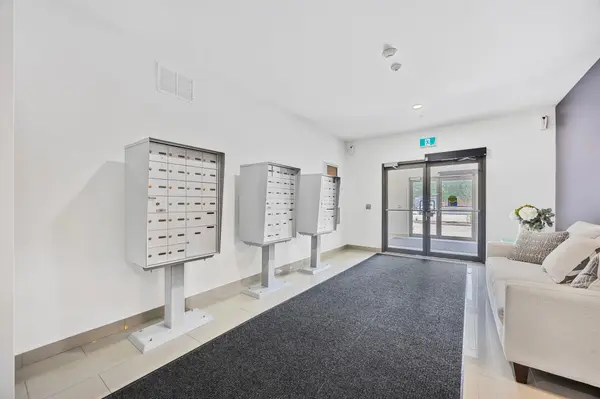 64 Queen ST S #104, New Tecumseth, ON L0G 1W0