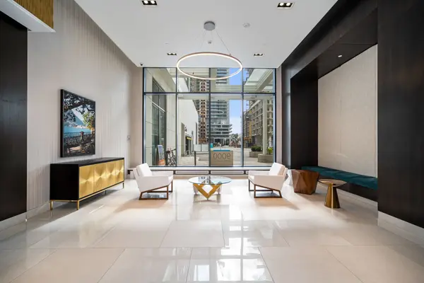 9000 Jane ST #2310, Vaughan, ON L4K 0M6