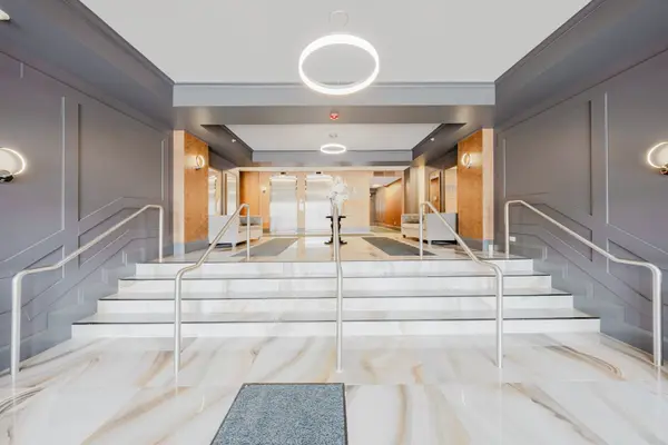 8302 Islington AVE #102, Vaughan, ON L4L 0E6