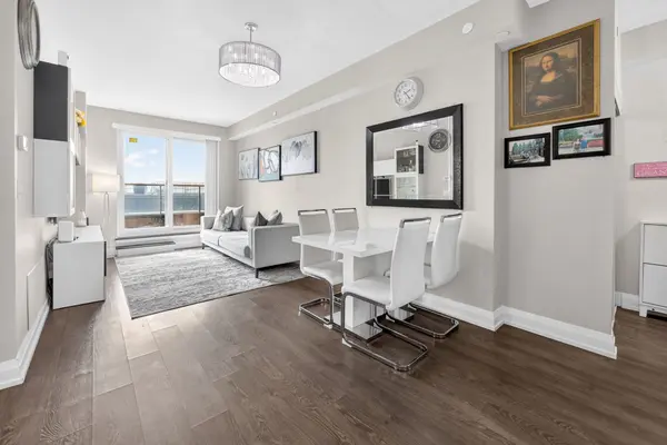 3600 Highway 7 N/A W #423, Vaughan, ON L4L 0G7