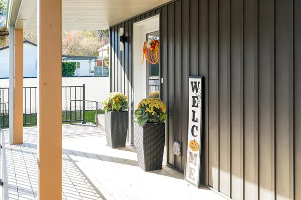 550 Second AVE, Tay, ON L0K 1R0