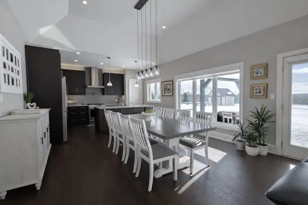 12 Morgan DR, Oro-medonte, ON L0K 1E0