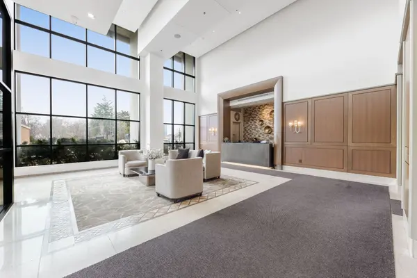 100 John ST #2407, Brampton, ON L6W 0A8