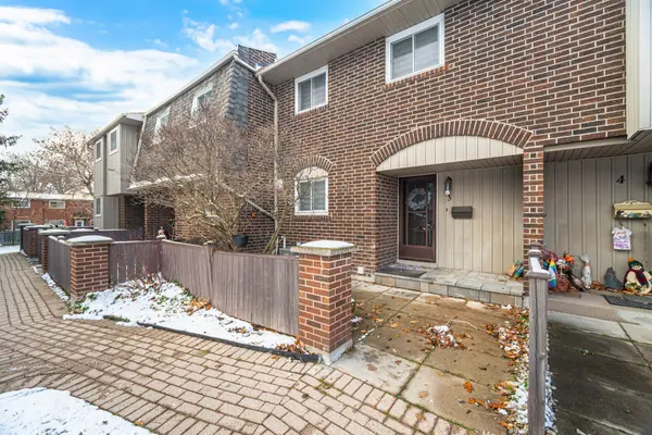 1306 Guelph Line #Unit 3, Burlington, ON L7P 2S9