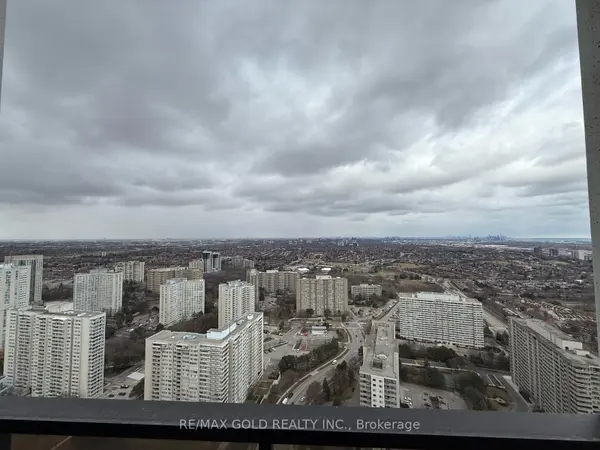 30 Elm DR W #3903, Mississauga, ON L5B 0N6