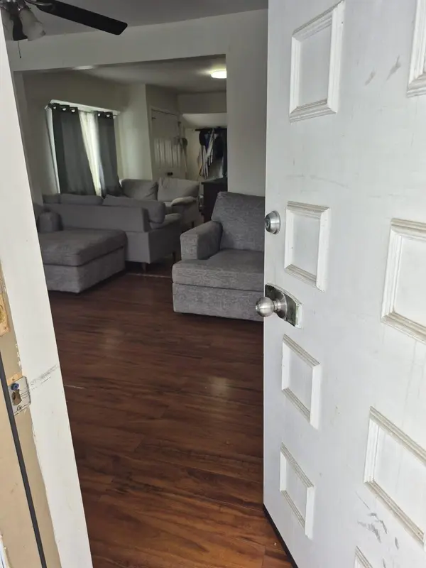 5358 Bank ST, Blossom Park - Airport And Area, ON K1X 1H1