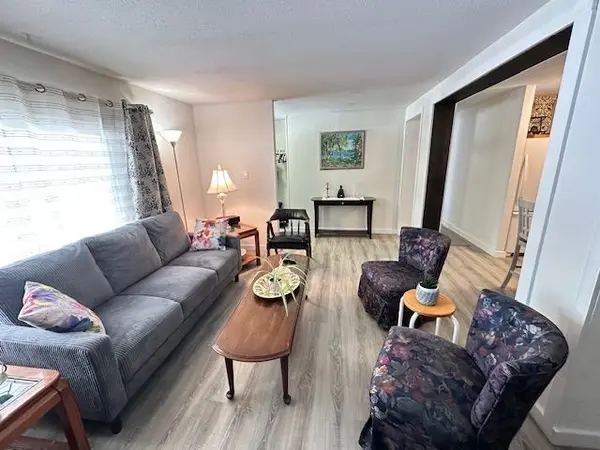 2 Jacklin CRES, Seguin, ON P2A 2W8