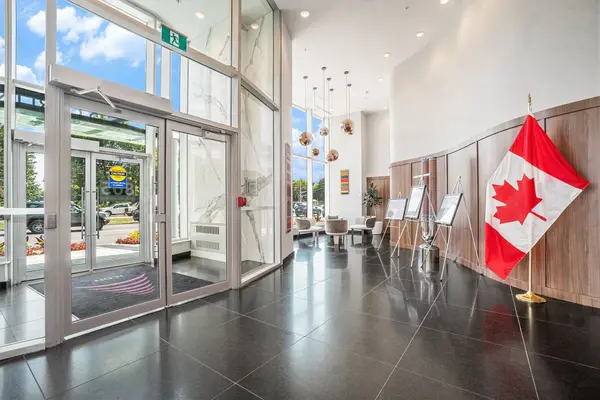 805 Carling AVE #504, Dows Lake - Civic Hospital And Area, ON K1S 2E7