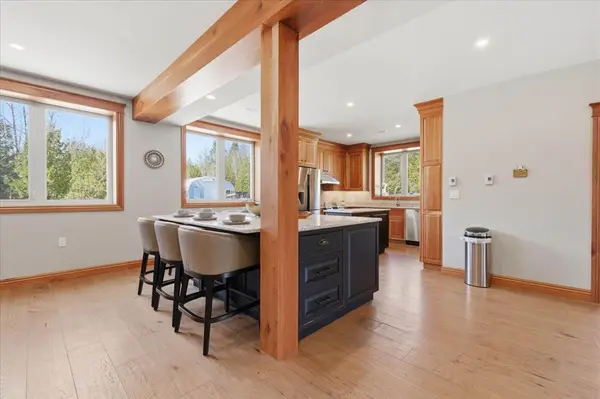 4589 WATSON RD N, Puslinch, ON N0B 2J0