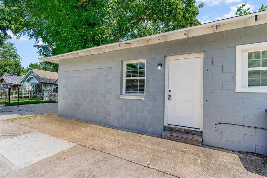 3402 Jeffries Street, Dallas, TX 75215