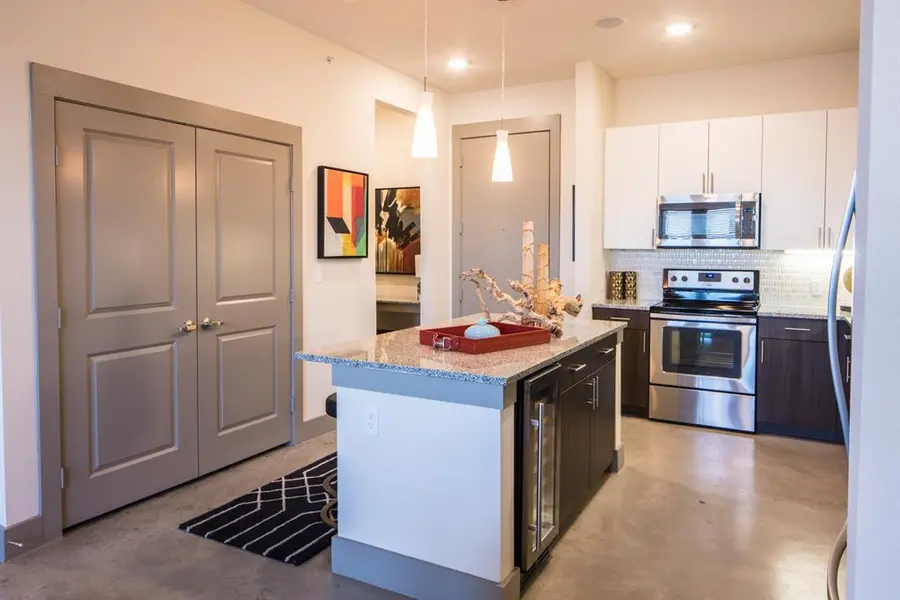 2175 Tucker Street #2302, Dallas, TX 75214