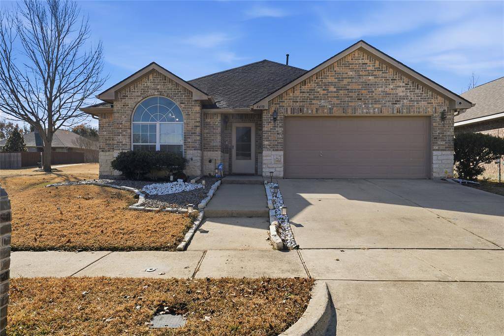 4410 New Meadow Drive, Mansfield, TX 76063