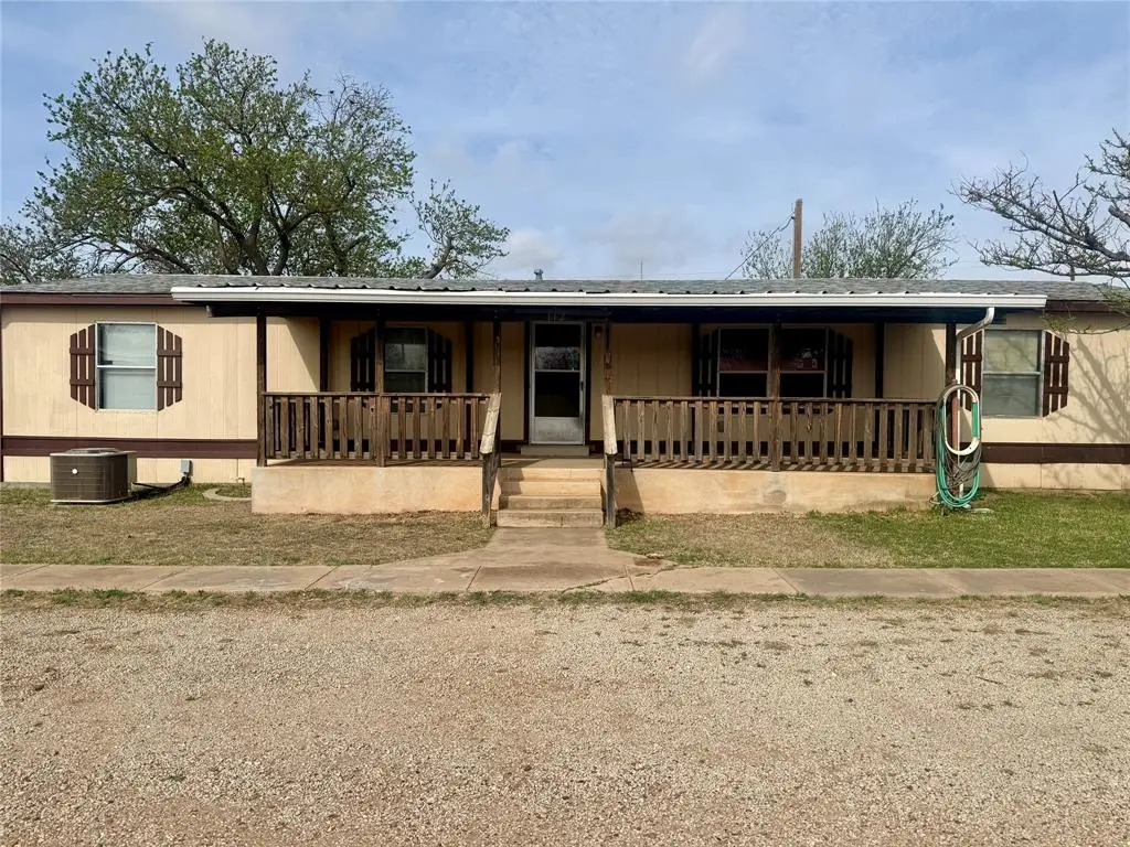 112 S Franklin Avenue, Aspermont, TX 79502