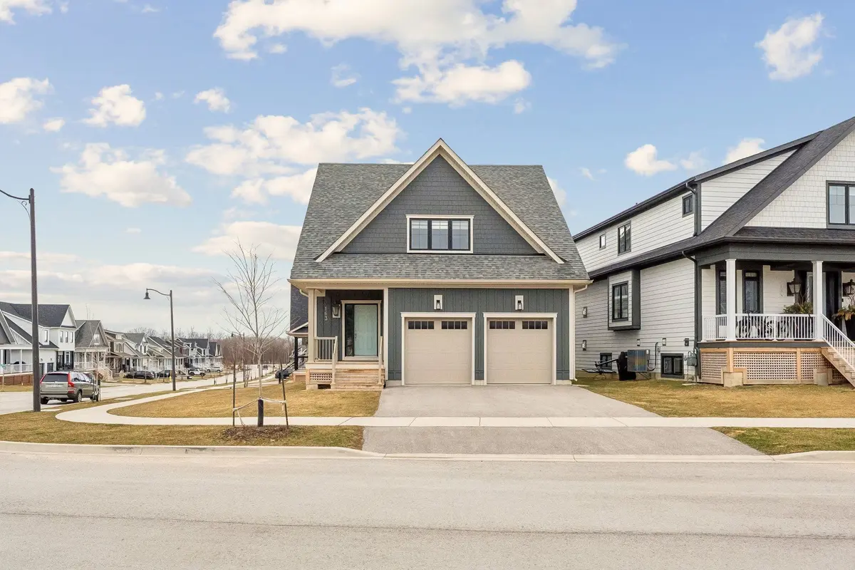 163 Courtland ST, Blue Mountains, ON L9Y 5L7