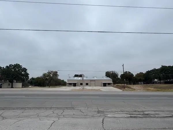 2440 E US Highway 377 Highway, Granbury, TX 76049