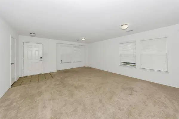 6021 Lucas Court, Fort Worth, TX 76119