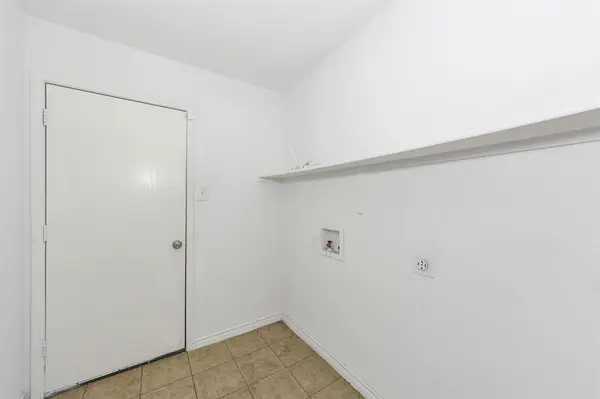 6021 Lucas Court, Fort Worth, TX 76119