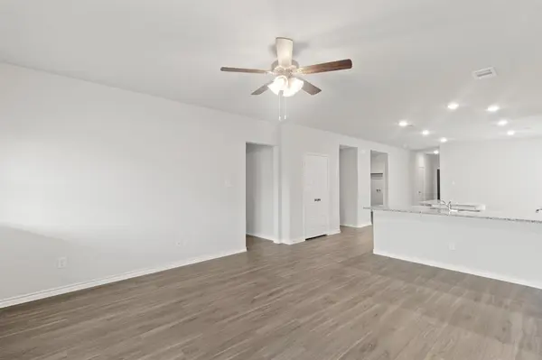 9957 Dynamics Drive, Fort Worth, TX 76131