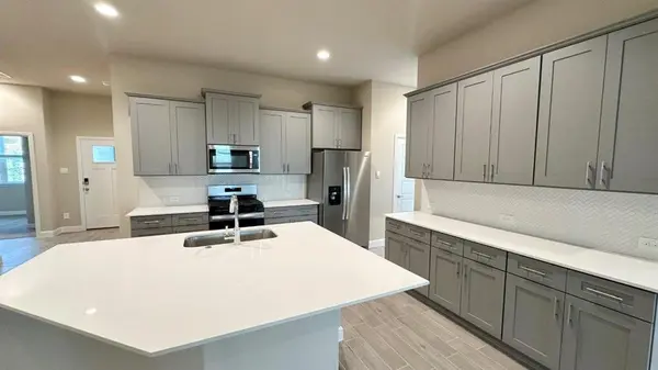 10845 BLACK ONYX Drive, Fort Worth, TX 76036