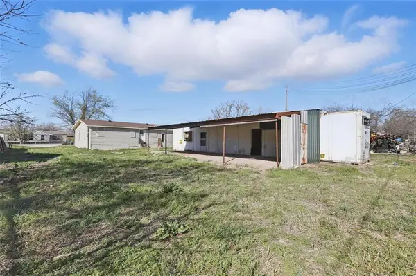8963 Adams Circle, Cresson, TX 76035