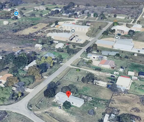 9800 2nd Street, Joshua, TX 76058