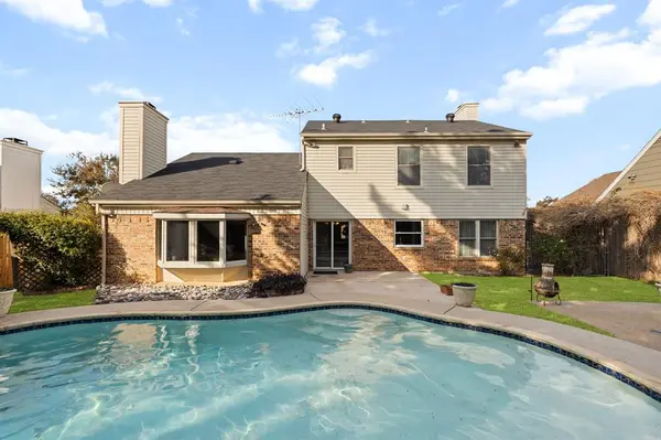 3708 Windsong Lane, Bedford, TX 76021