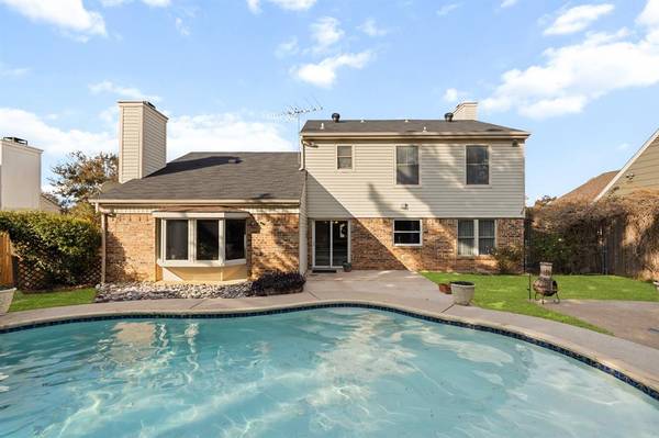 3708 Windsong Lane, Bedford, TX 76021