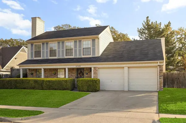 3708 Windsong Lane, Bedford, TX 76021