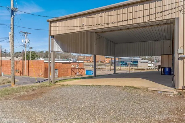 105 Front Street, Vivian, LA 71082