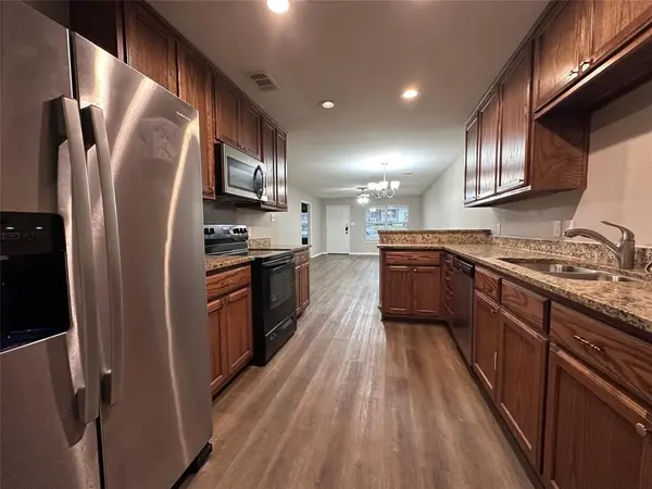 5508 Blackmore Avenue, Fort Worth, TX 76107