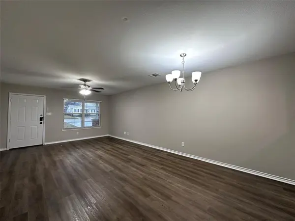 5508 Blackmore Avenue, Fort Worth, TX 76107