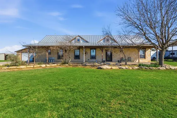 2390 S Branch Road, Krum, TX 76249