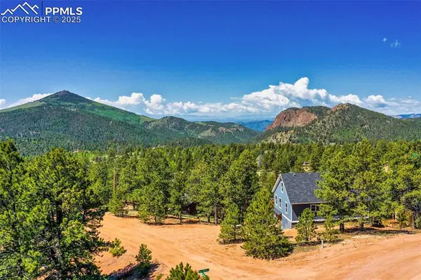 17 Red Cloud CIR, Cripple Creek, CO 80813