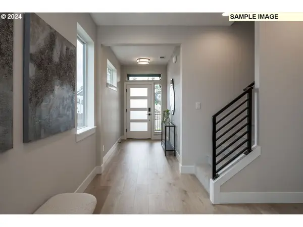 2158 S RIVER RD, Kelso, WA 98626