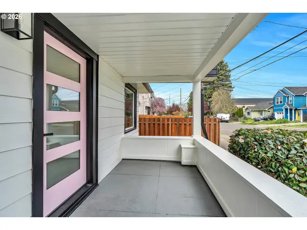 8745 N BURRAGE AVE, Portland, OR 97217