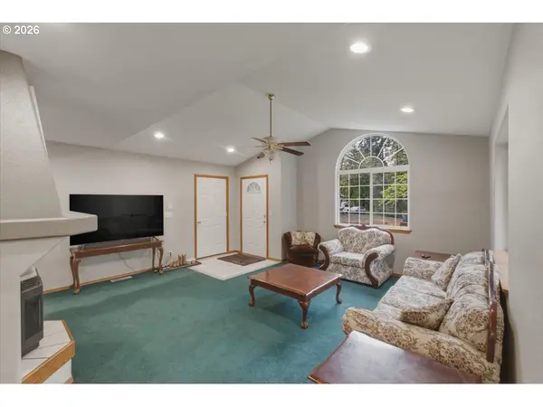 29920 BARTELS CREEK DR, Lebanon, OR 97355