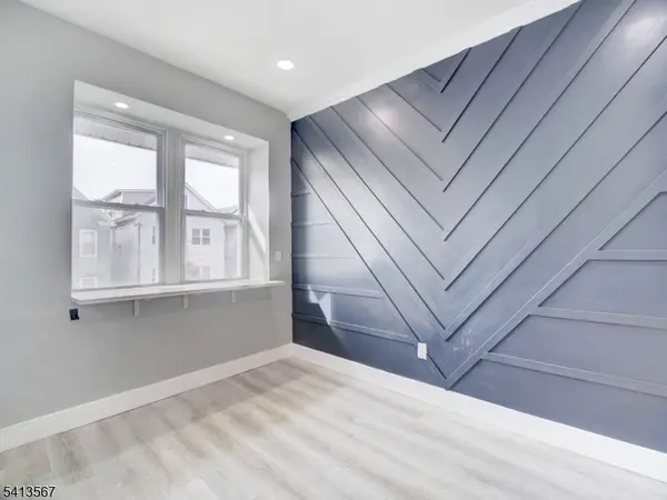 20 W 49th #2, Bayonne City, NJ 07002