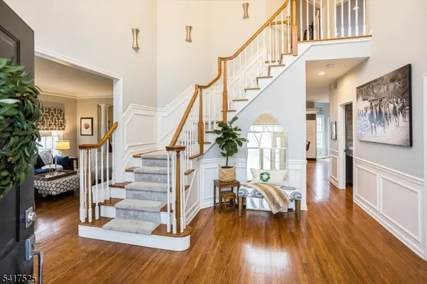 6 MacDougall Ct, Chester Boro, NJ 07930