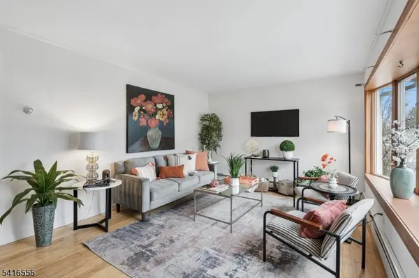 13 Central Ave, Pompton Lakes Boro, NJ 07442