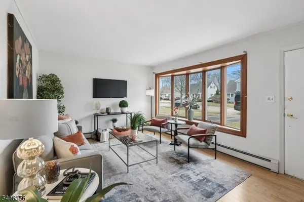 13 Central Ave, Pompton Lakes Boro, NJ 07442