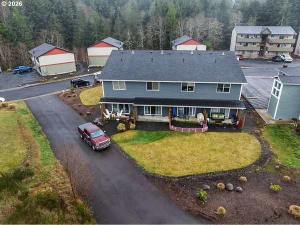 1524 SE HONEYSUCKLE LOOP, Warrenton, OR 97146