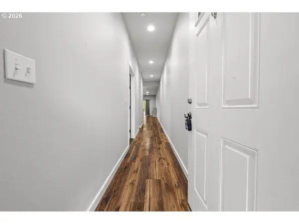 1524 SE HONEYSUCKLE LOOP, Warrenton, OR 97146