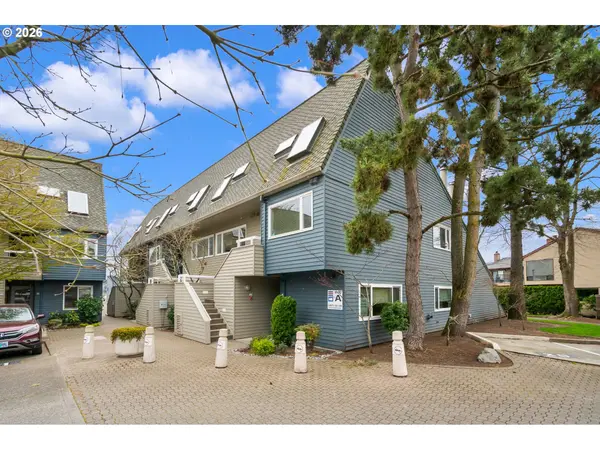 194 N HAYDEN BAY DR, Portland, OR 97217