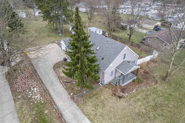 904 60th ST SE, Gaines Twp, MI 49508