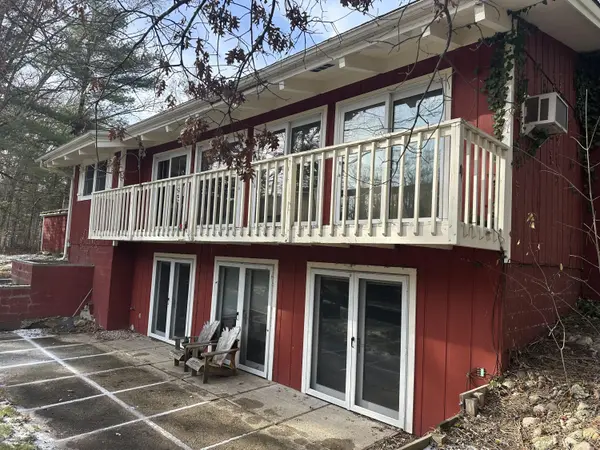 6840 S Riverbend LN, Pleasant Plains Twp, MI 49304