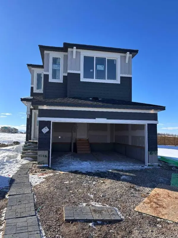 43 Verdure Gate SW, Calgary, AB T2Y 1C4