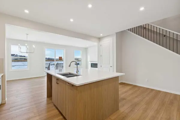 29 Belmont ROW SW, Calgary, AB T2X0T9