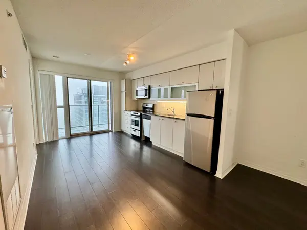 275 Yorkland RD #2704, Toronto C15, ON M2J 0B4