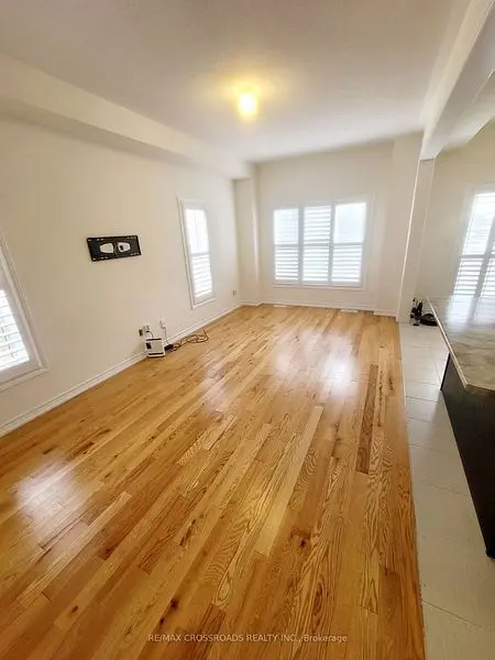 1143 Skyridge BLVD, Pickering, ON L1X 2R2