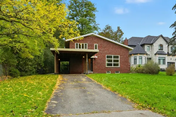 508 Cliffview RD, Pickering, ON L1W 2N9